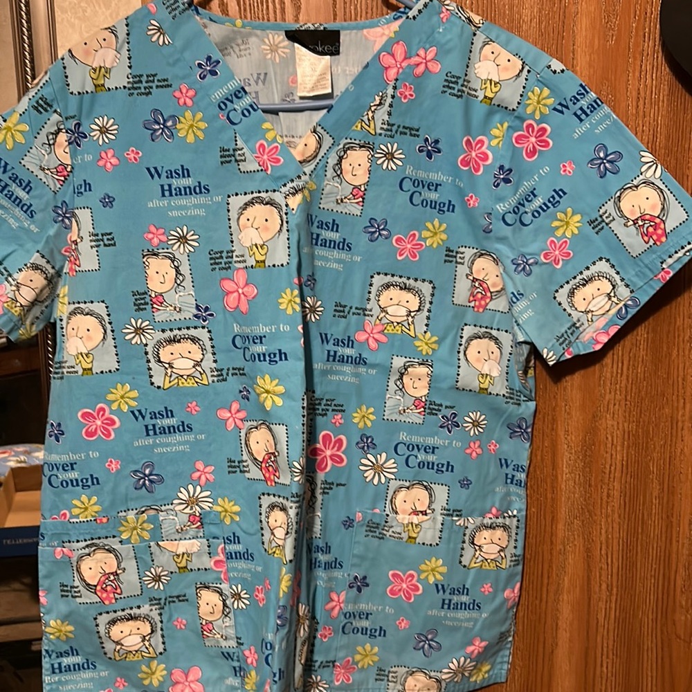 Women’s scrubs